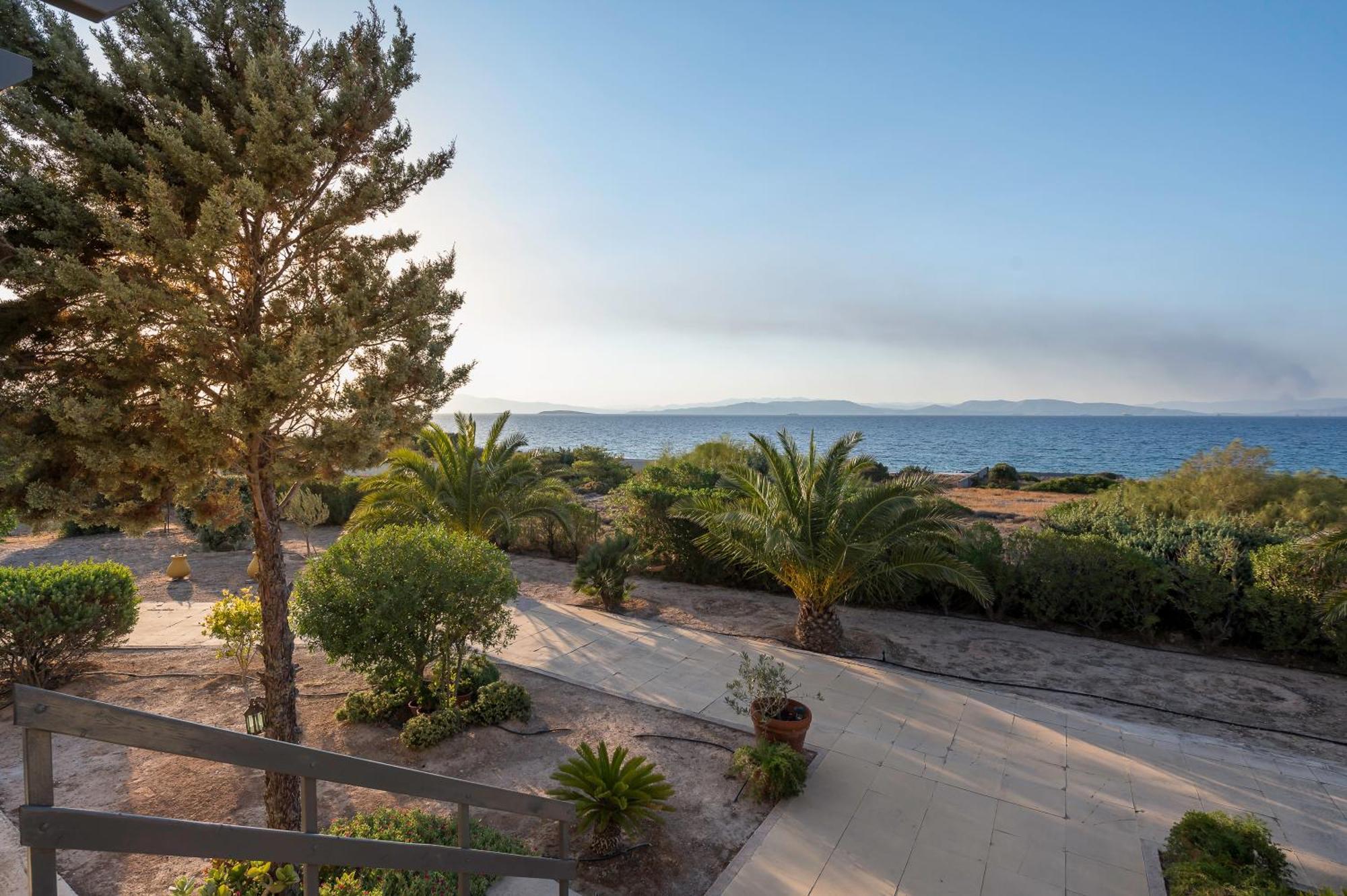 Marfaia - Villa By The Sea Agioi Екстериор снимка