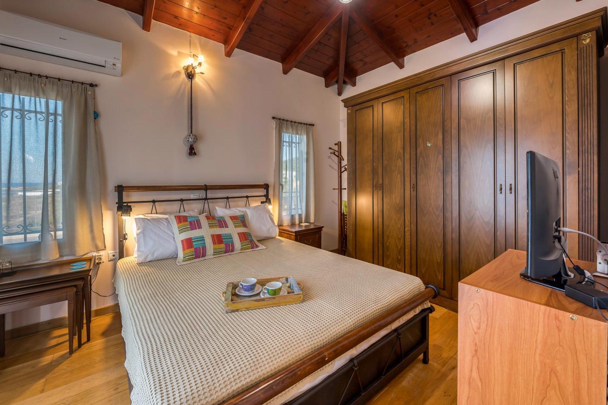 Marfaia - Villa By The Sea Agioi Екстериор снимка