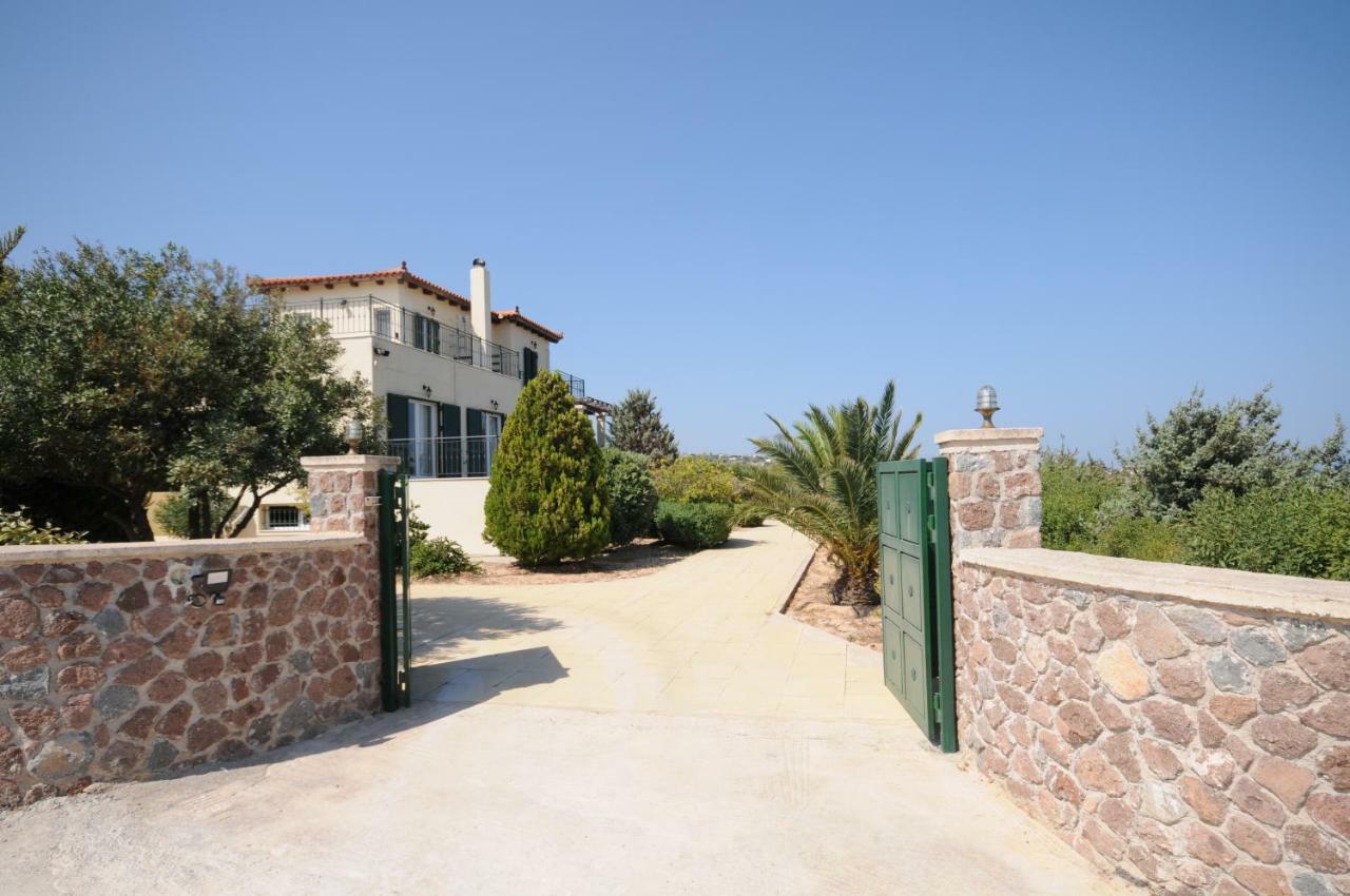 Marfaia - Villa By The Sea Agioi Екстериор снимка